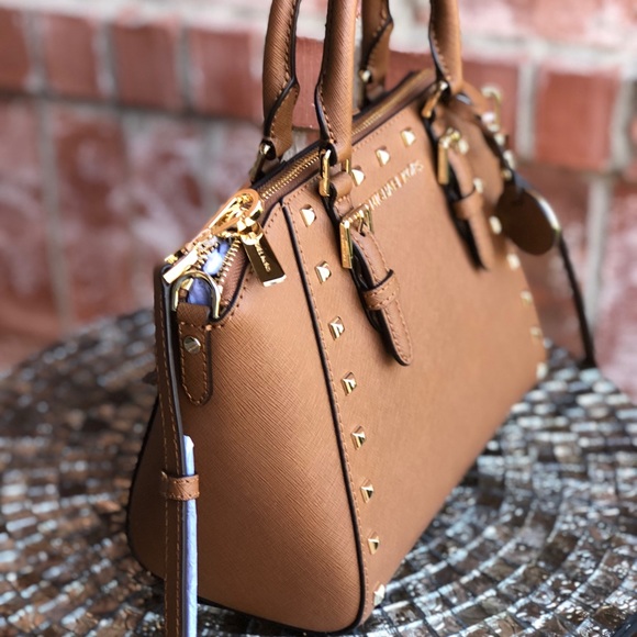 Michael kors studded Ciara satchel bag luggage - Picture 2 of 8